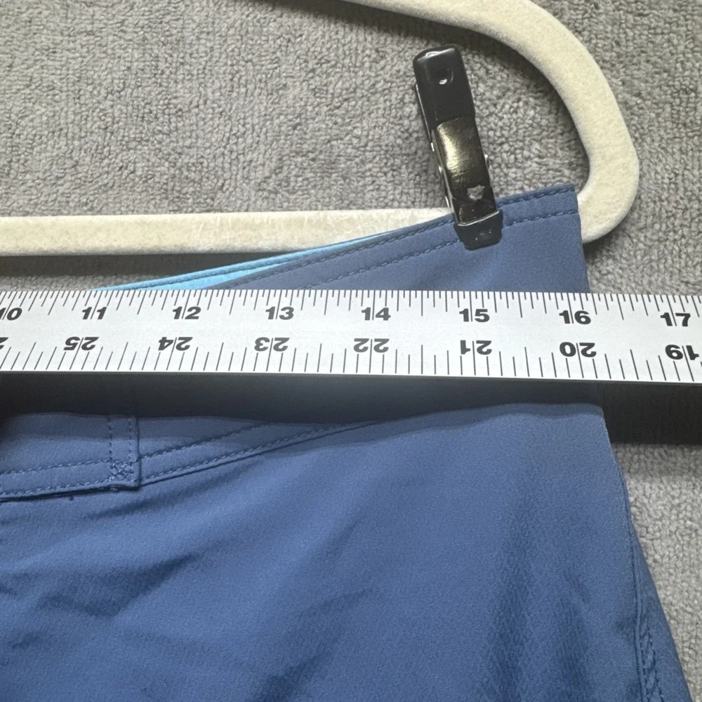 Vineyard Vines small discoloration